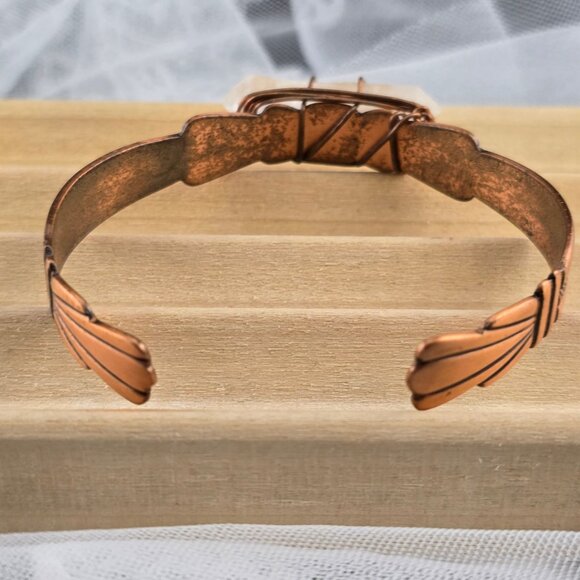 Wheeler Co Copper Cuff Bracelet Added Quartz Crystal Centerpiece Adjustable Fit - Picture 6 of 9